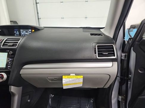 Used 2016 Subaru Forester 2.5i Touring w/ Eyesight & Navigation System AWD/4WD image 37
