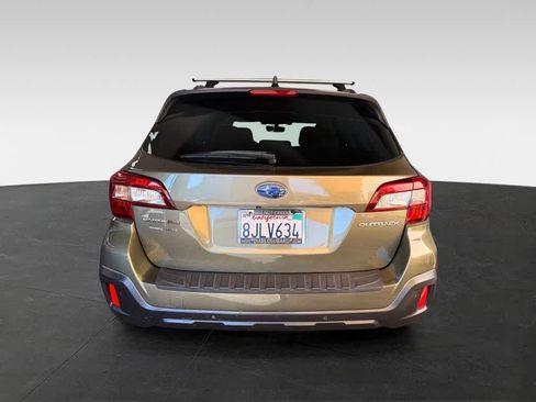 Used 2019 Subaru Outback 2.5i Touring w/ Popular Package #3A AWD/4WD image 5