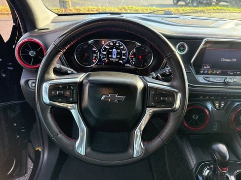 Used 2022 Chevrolet Blazer RS w/ Enhanced Convenience Package image 31