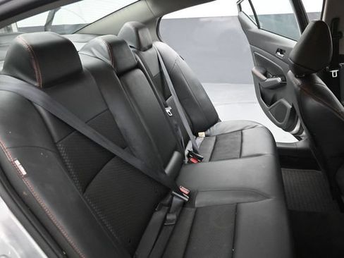 Used 2023 Nissan Altima 2.5 SR FWD image 16