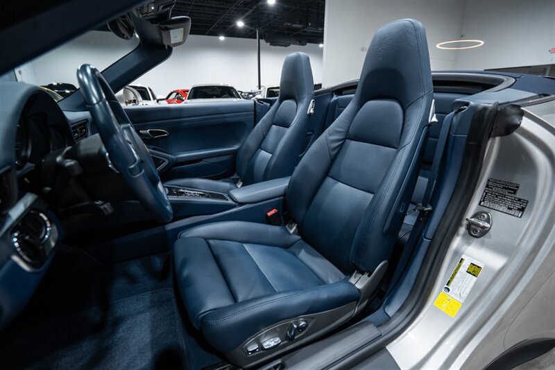 Used 2013 Porsche 911 Carrera 4S AWD/4WD image 22