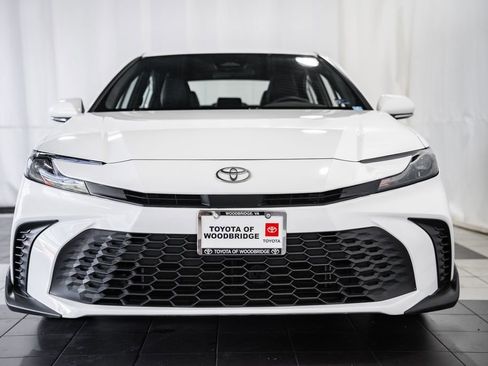 Used 2025 Toyota Camry SE FWD image 2