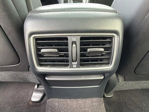 Used 2018 INFINITI Q50 Luxe image 19