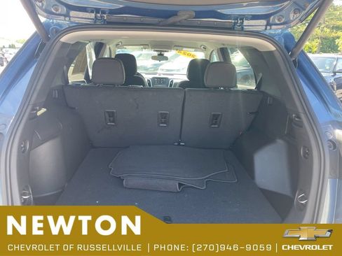 Used 2024 Chevrolet Equinox LT FWD image 36