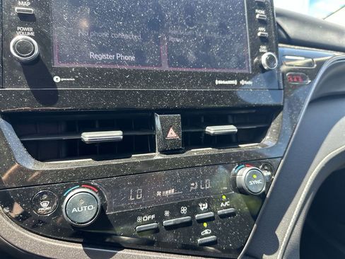 Used 2024 Toyota Camry XSE image 28