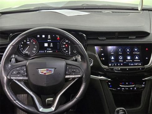 Used 2020 Cadillac XT6 Sport image 12