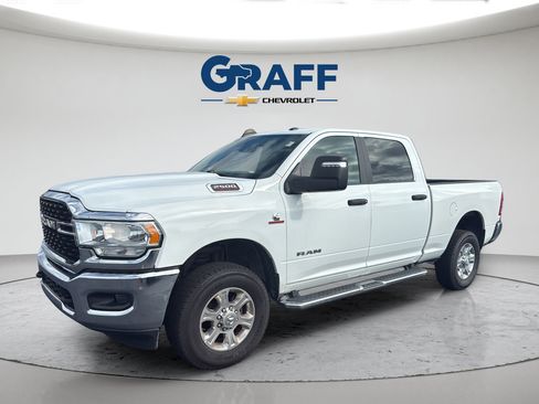 Used 2023 RAM 2500 Big Horn w/ Level 1 Equipment Group AWD/4WD image 2