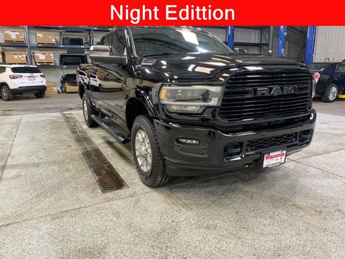 Used 2020 RAM 2500 Laramie w/ Night Edition image 11