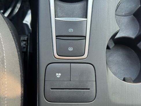 Used 2021 Ford Escape SE AWD/4WD image 29