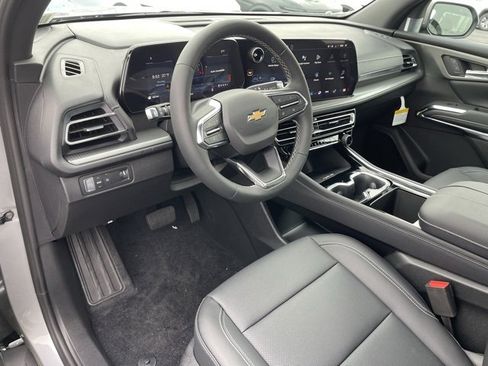 New 2026 Chevrolet Traverse LT w/ Sun and Wheel Package image 17