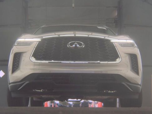 Certified 2023 INFINITI QX60 Luxe w/ Performance Audio Package FWD image 11