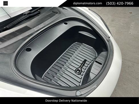 Used 2021 Tesla Model 3 Standard Range Plus image 42