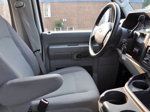 Used 2013 Ford E-250 and Econoline 250 Extended w/ PWR Group image 23