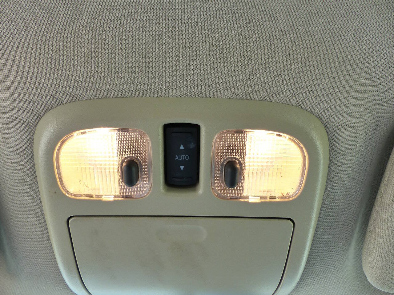 Used 2012 Ford Fusion SEL FWD image 34