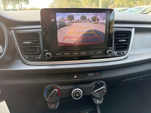 Used 2023 Kia Rio S image 14