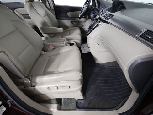 Used 2014 Honda Odyssey EX-L image 25