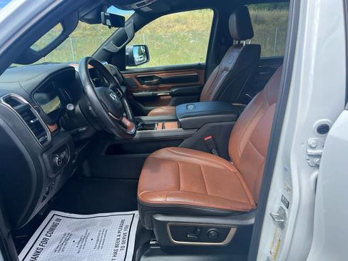Used 2023 RAM 1500 Limited AWD/4WD image 11