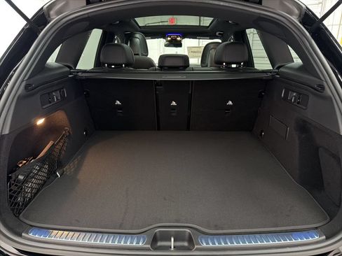 Used 2026 Mercedes-Benz GLC 300 image 23
