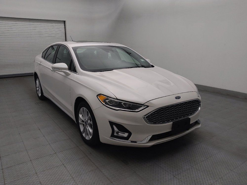 Used 2020 Ford Fusion Energi Titanium FWD image 13