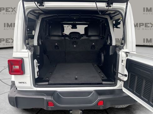 Used 2022 Jeep Wrangler Unlimited Rubicon w/ Steel Bumper Group image 30