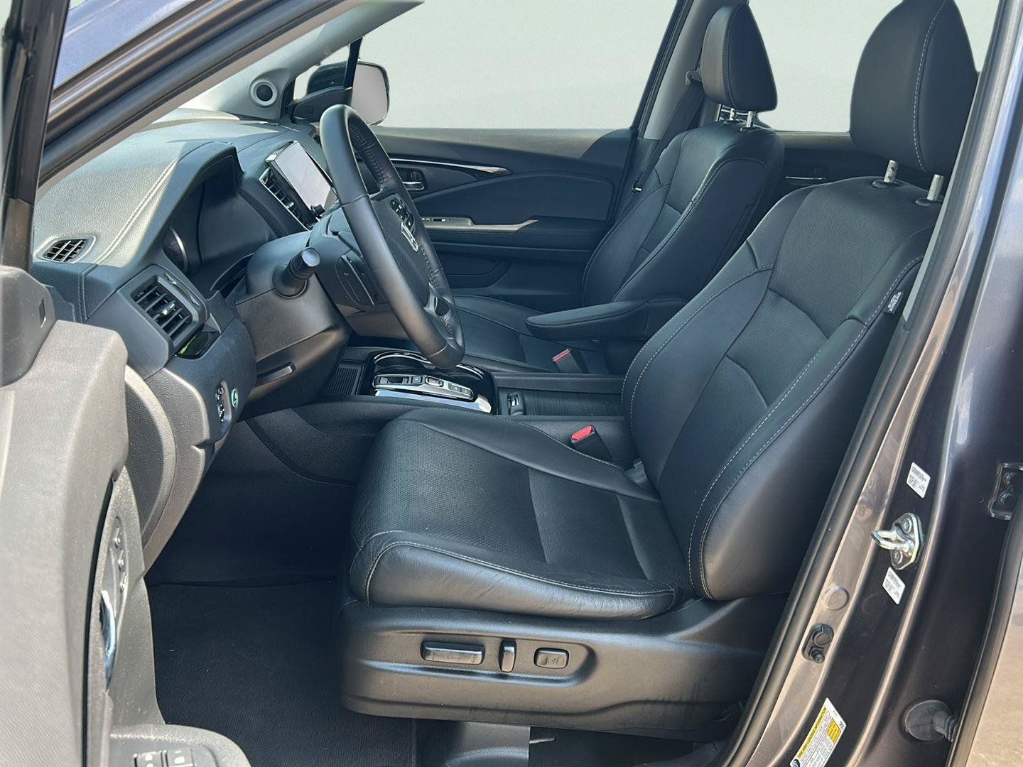 Used 2019 Honda Pilot Elite image 7