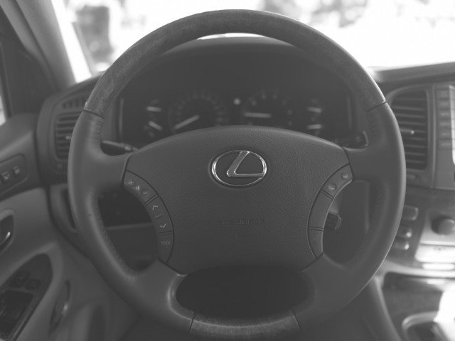 Used 2004 Lexus LX 470 4WD image 20