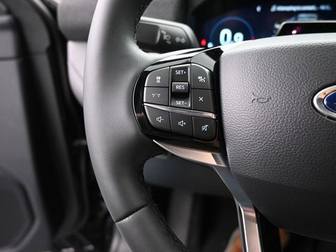 New 2026 Ford Explorer Platinum image 28