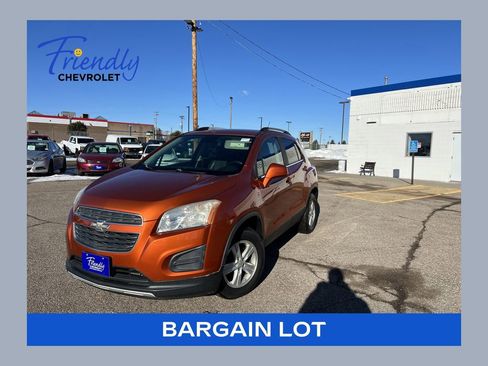 Used 2016 Chevrolet Trax LT w/ LT Convenience Package AWD/4WD image 1