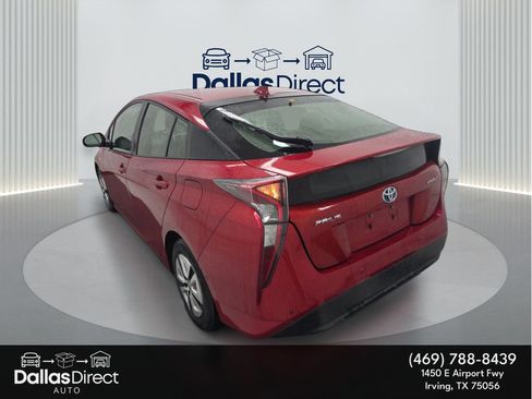 Used 2018 Toyota Prius Two w/ Prius Two Safety Plus Package FWD image 8