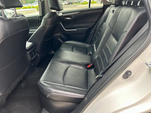 Certified 2021 Toyota RAV4 XLE Premium AWD/4WD image 28