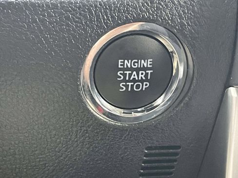 Used 2024 Toyota 4Runner Limited image 34