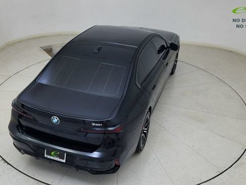 Used 2023 BMW 740i w/ Parking Assistance Package RWD image 81