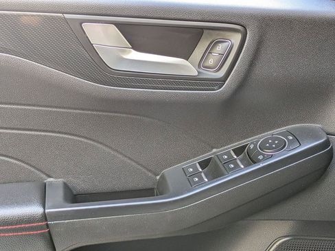 Used 2024 Ford Escape ST-Line AWD/4WD image 13