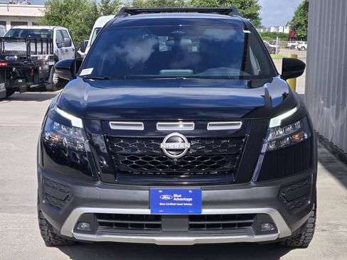 Used 2025 Nissan Pathfinder Rock Creek AWD/4WD image 3