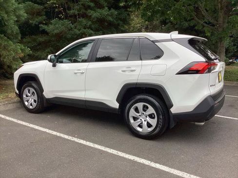 Certified 2025 Toyota RAV4 LE AWD/4WD image 8