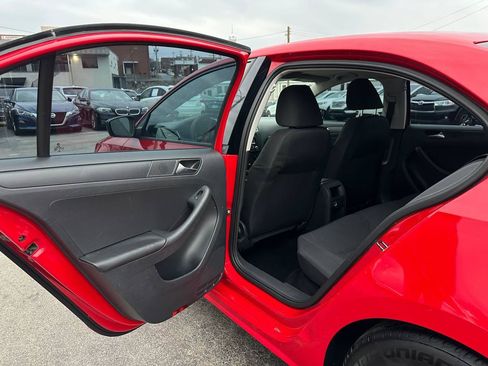 Used 2014 Volkswagen Jetta Sedan FWD image 18