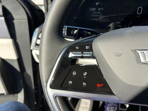 New 2026 Cadillac Vistiq Luxury image 19