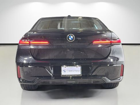 New 2026 BMW 740i RWD image 4