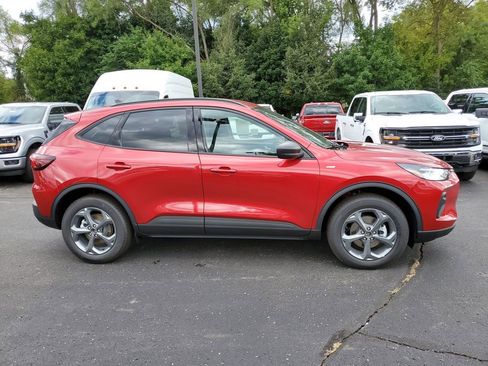 New 2025 Ford Escape ST-Line image 34