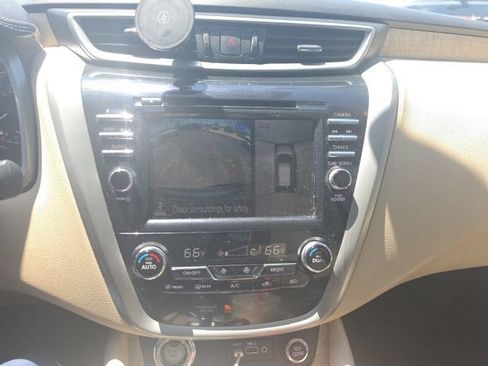 Used 2021 Nissan Murano SL w/ SL Moonroof Package AWD/4WD image 16