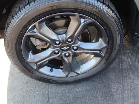 Used 2018 Dodge Journey Crossroad AWD/4WD image 29