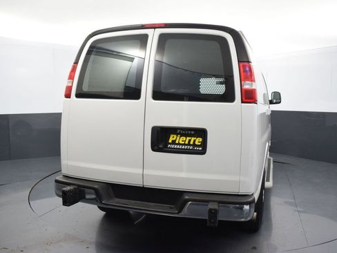 Used 2023 Chevrolet Express 2500 w/ Driver Convenience Package image 18