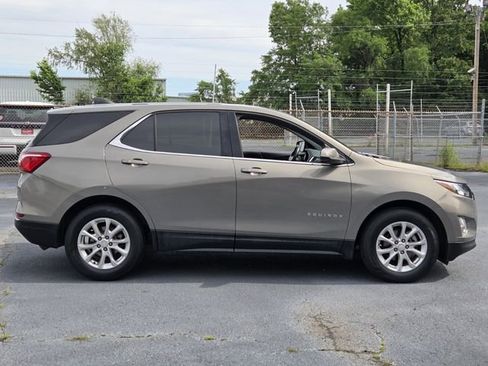 Used 2019 Chevrolet Equinox LT FWD image 6
