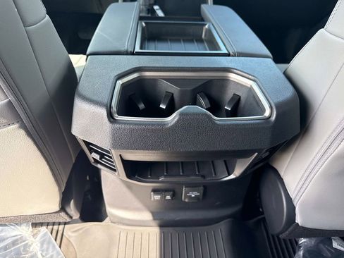 New 2026 Toyota Tundra SR5 image 13