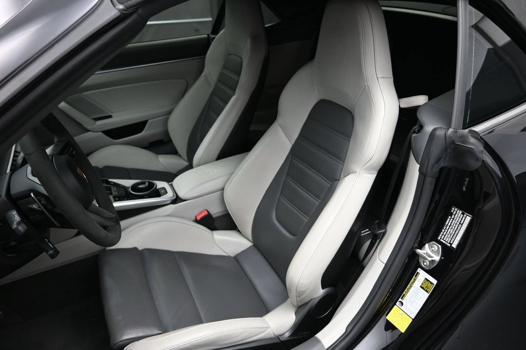 Certified 2022 Porsche 911 Turbo S AWD/4WD image 6