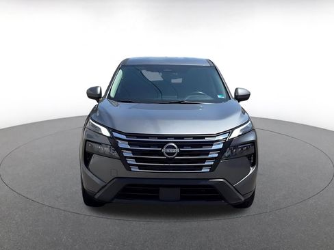 Used 2025 Nissan Rogue SV FWD image 4