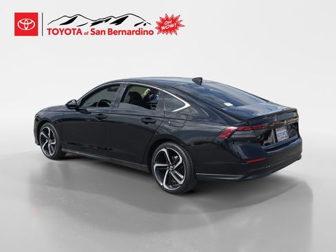 Used 2023 Honda Accord EX image 3