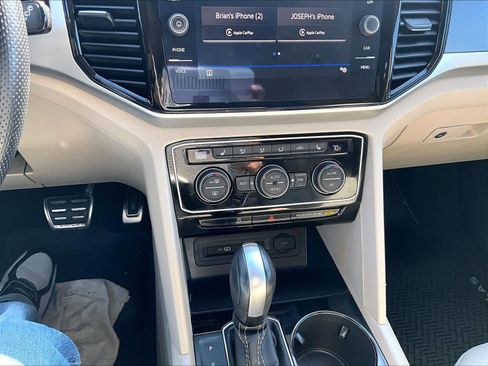 Used 2023 Volkswagen Atlas SEL R-Line image 28