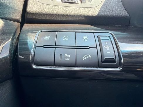 Used 2011 Kia Sorento EX w/ Premium Pkg FWD image 22