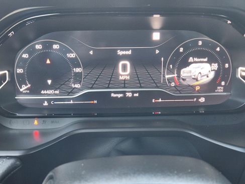 Used 2023 GMC Yukon XL Denali AWD/4WD image 15